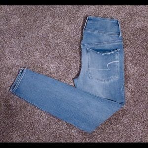 American Eagle Super High Rise Jegging